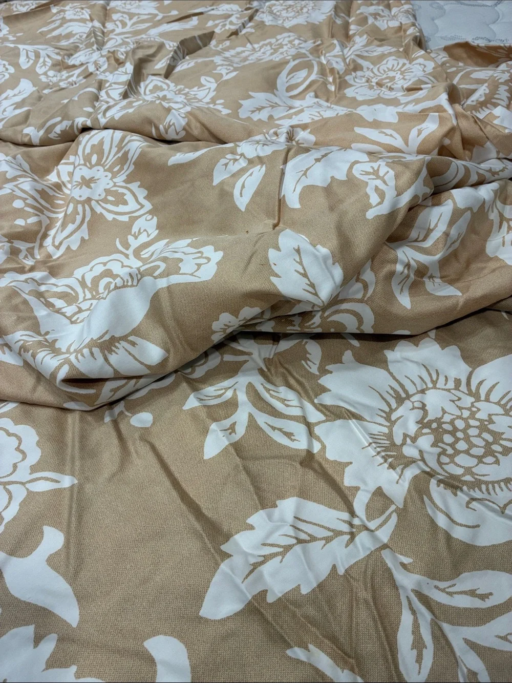 Lands' End Tan and White Floral Duvet Cover King